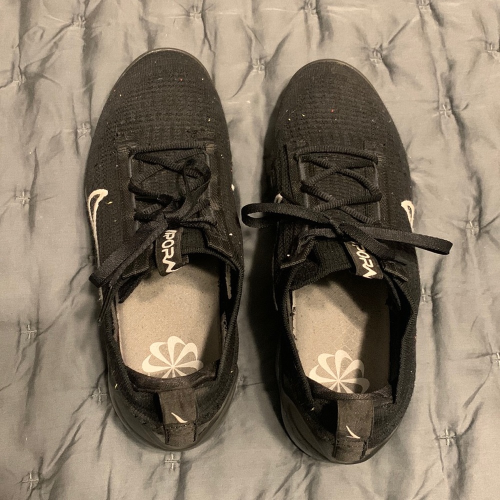 Purchased From Nike.Com At The Beginning Of The Y… - image 1